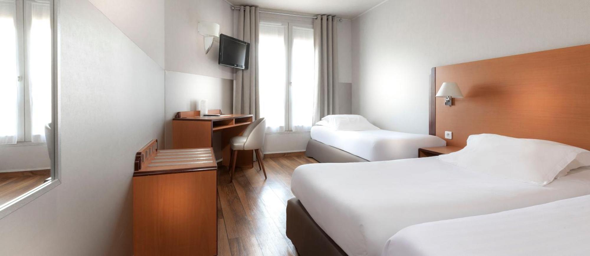Hotel Du Lion Paris Exterior photo